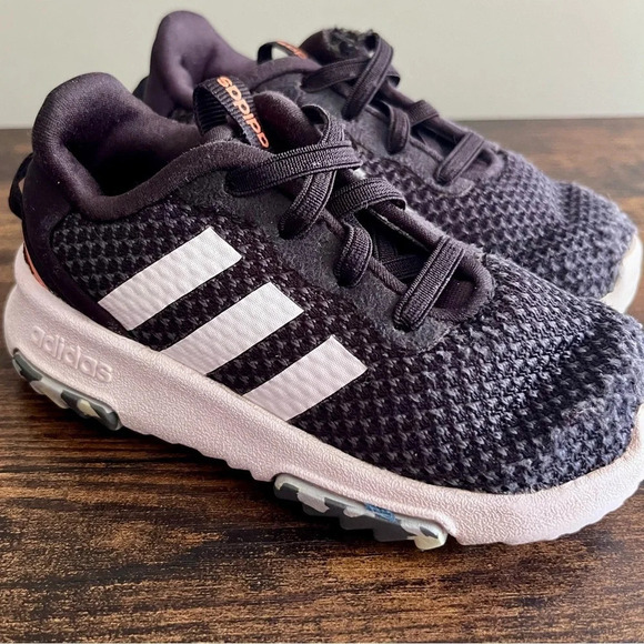 Adidas| Black/White Toddler Unisex Striped Racer Sneakers Shoes Size US 5 - Picture 1 of 6